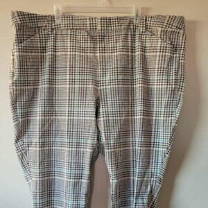 Old Navy Pants ~ Size 26